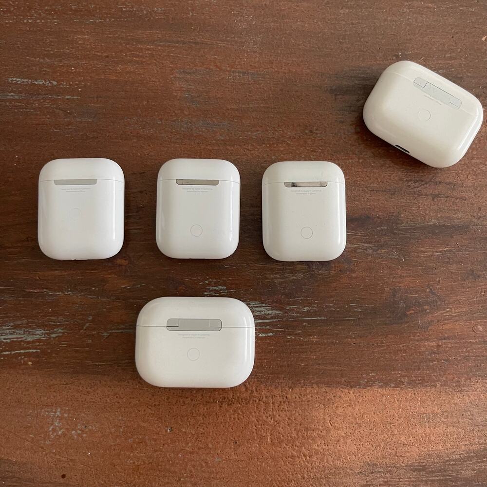 PARTS ONLY Apple AirPods and Charging Cases Mixed Lot